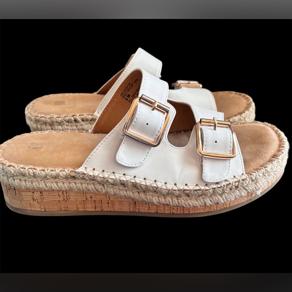 White Mountain Capture White Vegan Wedge Buckle Sandals Size 8M - Picture 2 of 11